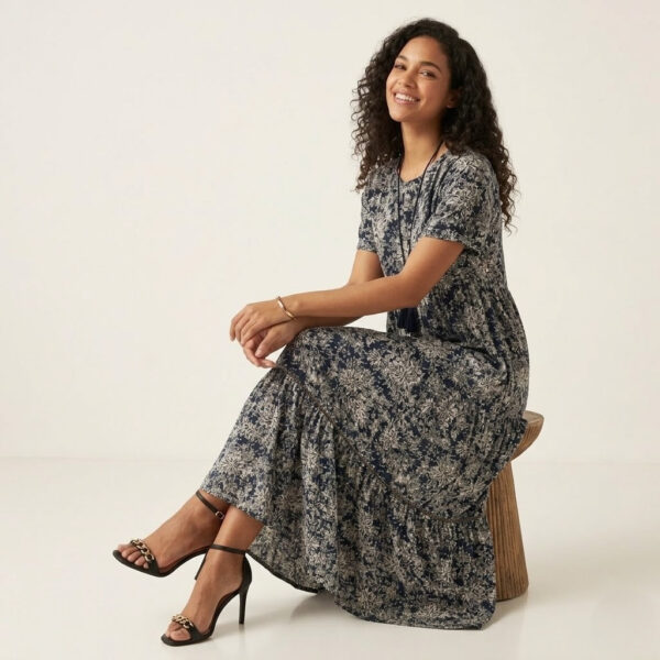 Легка літня сукня максі зі штапелю Merve Moda 422, чорна квіткова, розміри 48, 52, Туреччина — фото 2