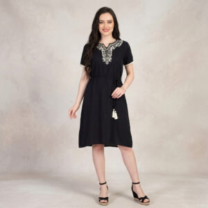 Літня жіноча сукня міді зі штапелю з вишивкою Merve Moda 426, бавовна, Туреччина, розміри 50–56