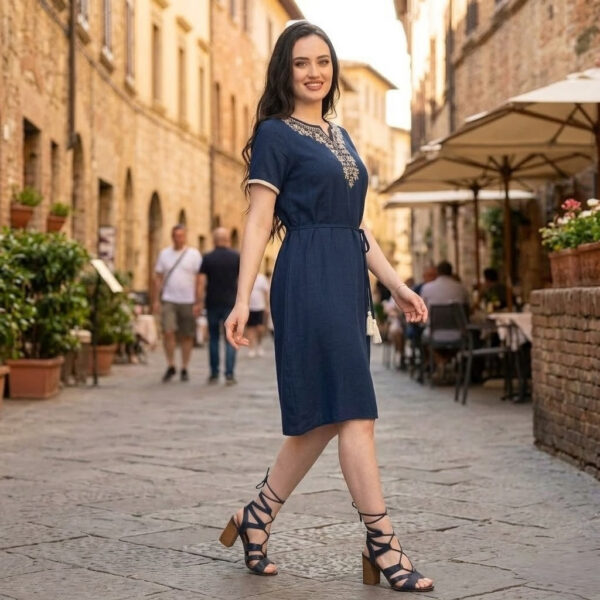 Турецьке літнє плаття міді зі штапелю з вишивкою Merve Moda 426, синє, розмір 3XL (56) — фото 3